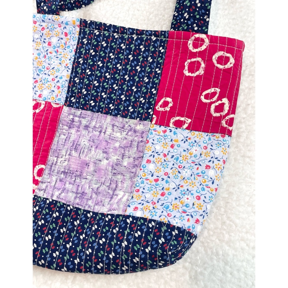 SALLY SAW • Handmade Colorful Patchwork Tote Bag - Picture 4 of 12